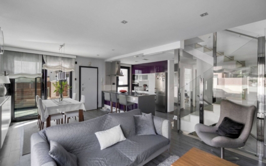 Villa en Torrevieja – EE8973