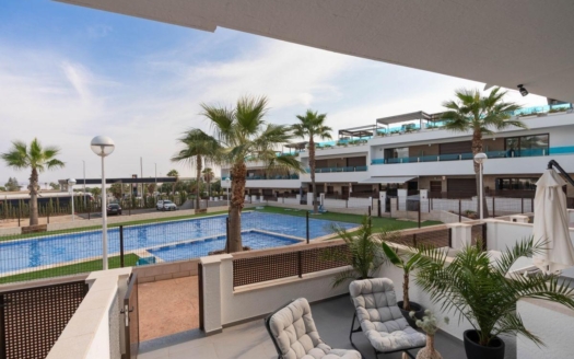 Duplex à Torrevieja – EE8388