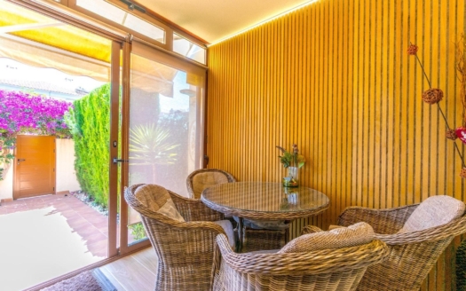 Casa adosada en Torrevieja – EE10251