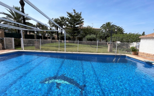 Villa en Orihuela Costa – EE9860