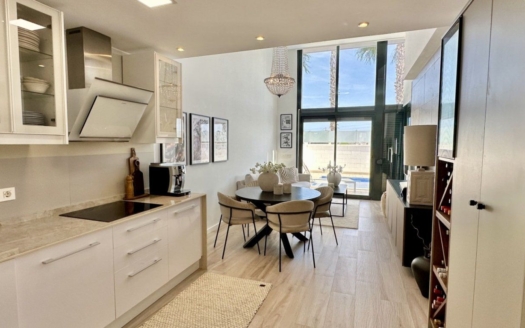 Villa en Orihuela Costa – EE9810