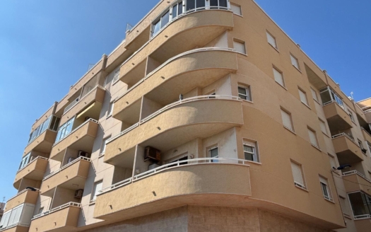 Apartamento en Torrevieja – EE10072