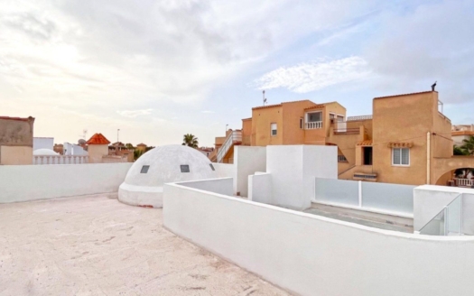 Bungalow en Orihuela Costa – EE8847