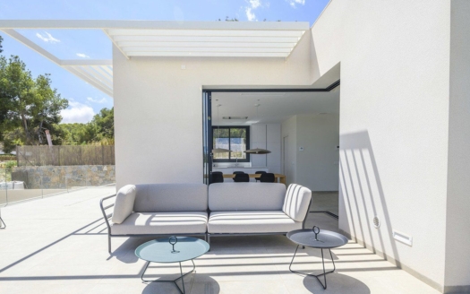 Villa en Las Colinas Golf – EE7418