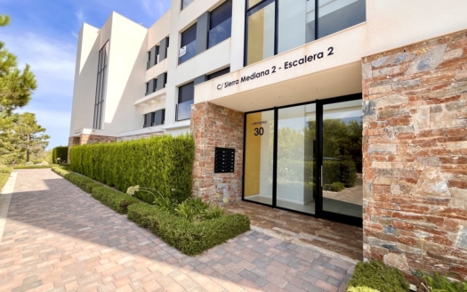 Apartamento en Las Colinas Golf – EE10659