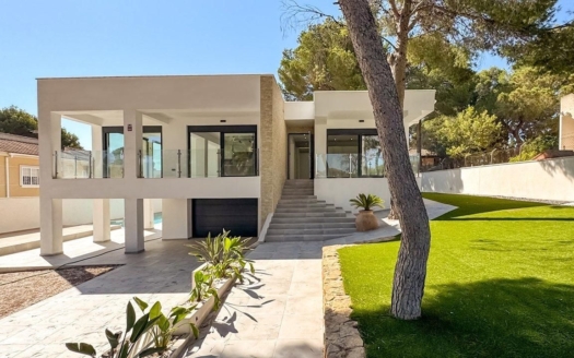 Villa en Torrevieja – EE8614