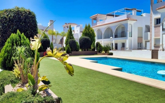 Bungalow à Ciudad Quesada – EE9685