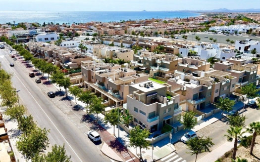 Villa en Torre de La Horadada – EE8276