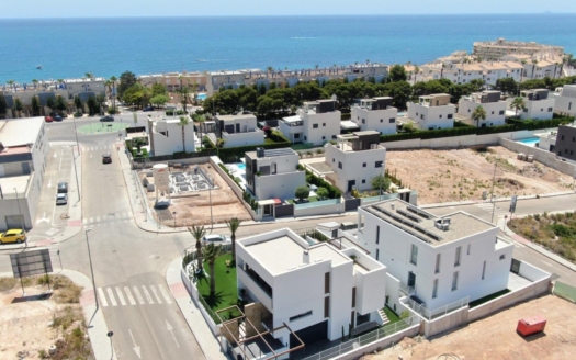 Villa en Orihuela Costa – EE9625