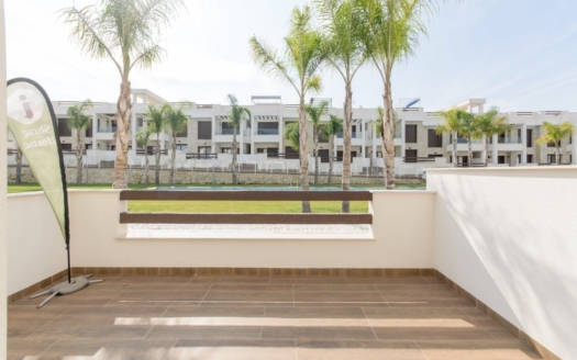 Bungalow en Torrevieja – EE4933