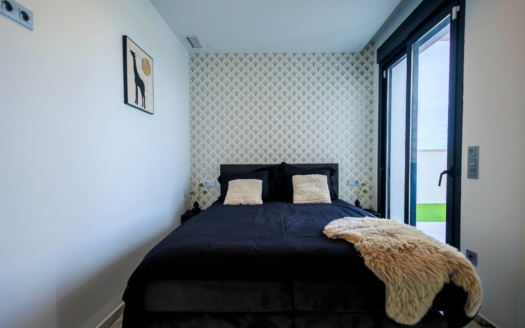 Villa en Pilar de La Horadada – EE9615