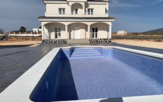 Villa en Pinoso – EE9570