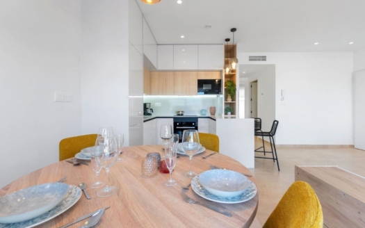 Bungalow en Torrevieja – EE5366