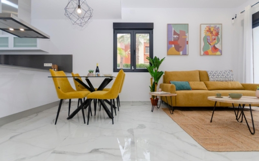 Villa en Torrevieja – EE5206