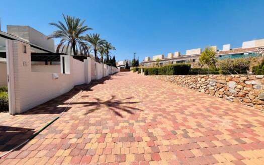 Town House en Sucina – EE9470