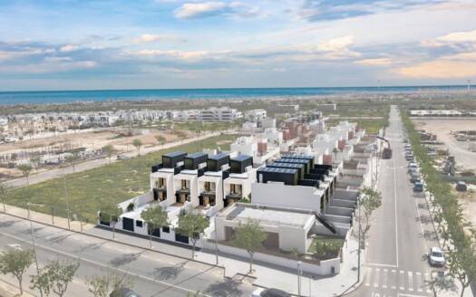 Town House en Pilar de La Horadada – EE7822