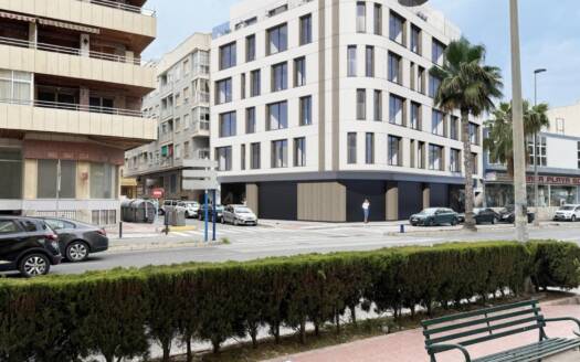 Penthouse en Torrevieja – EE8167