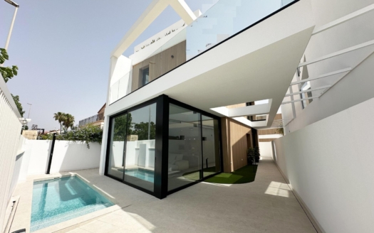 Villa en Pilar de La Horadada – EE10822