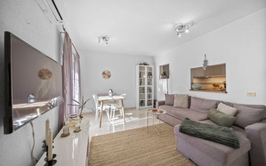 Duplex in Calas Blancas, Torrevieja – EE10978