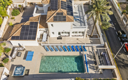 Villa in La Zenia, Orihuela Costa – EE11027