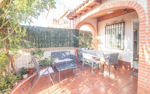 Terraced house in Torrevieja – EE9870