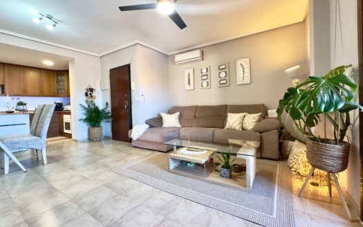 Leilighet i Torrevieja – EE10939