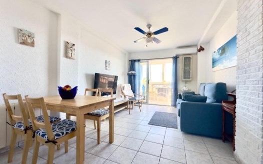 Apartment in Torrevieja – EE11002