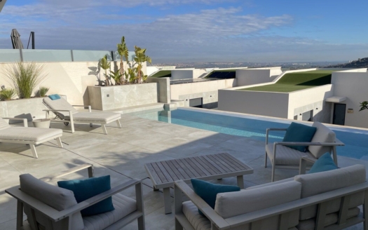 Villa in Ciudad Quesada – EE8347