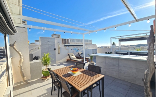 Penthouse in Villamartin – EE10874
