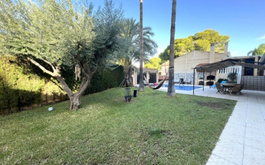 Villa i Torrevieja – EE9445