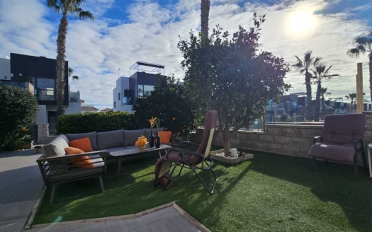 Villa in Orihuela Costa – EE10998