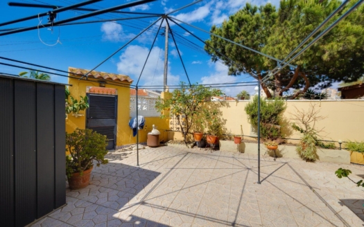 Villa in Torrevieja – EE8559