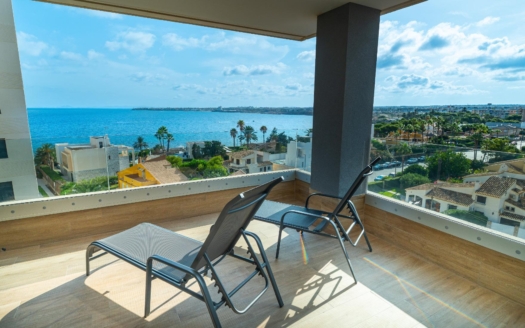 Apartment in Torrevieja – EE11011