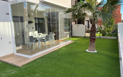 Apartment in Villamartin – EE11065