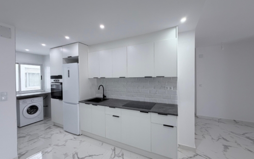 Apartment in Torrevieja – EE11225