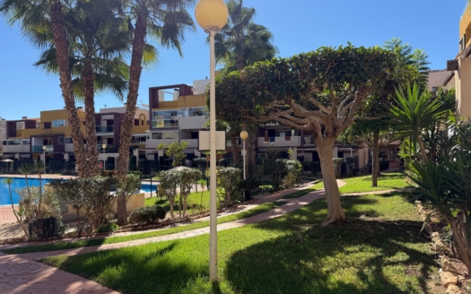 Penthouse in Orihuela Costa – EE11178