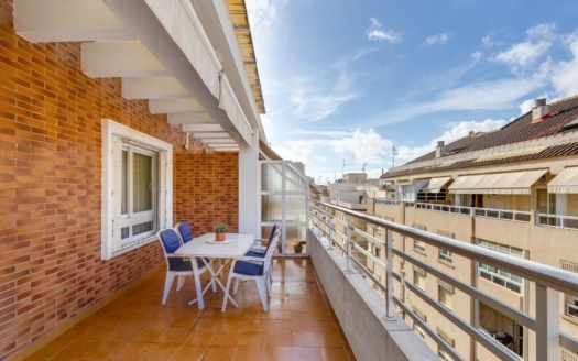Penthouse in Torrevieja – EE8784