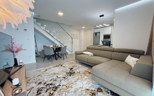 Penthouse in Orihuela Costa – EE11348