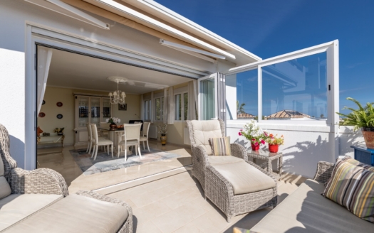 Apartment in Orihuela Costa – EE11300