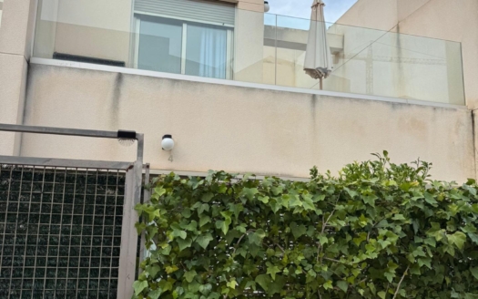 Town House in Torrevieja – EE11301