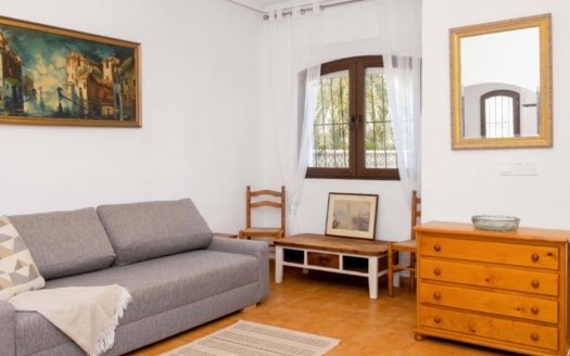 Town House in Orihuela Costa – EE11391