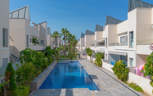 Leilighet i Torrevieja – EE11351