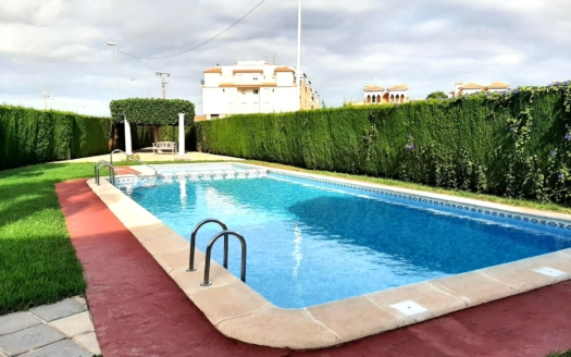 Town House in Orihuela Costa – EE10574