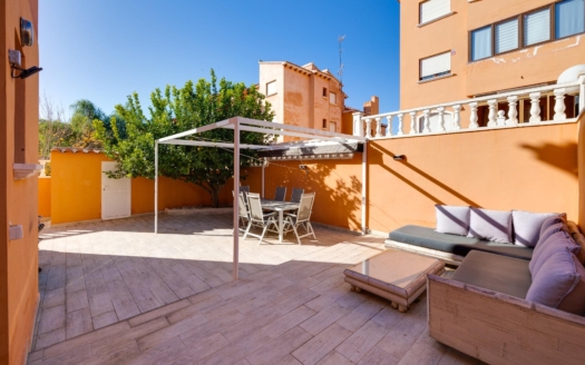 Bungalow in Torrevieja – EE11386