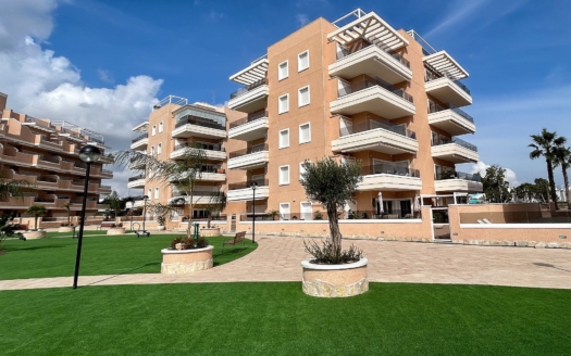 Apartment in El Raso – EE11394