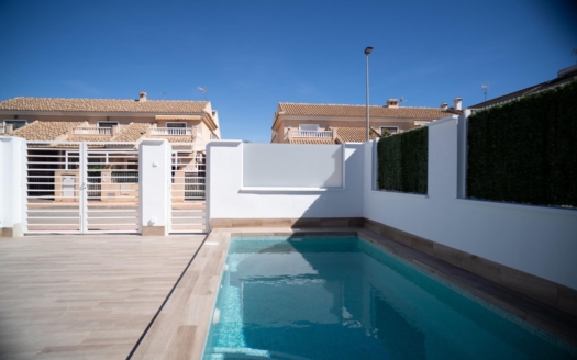 Town House in San Javier – EE11032
