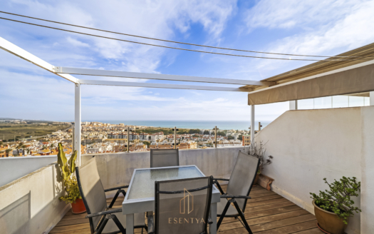 Toppleilighet i Torreblanca – EE11481