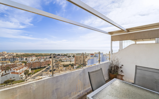 Toppleilighet i Torreblanca – EE11481