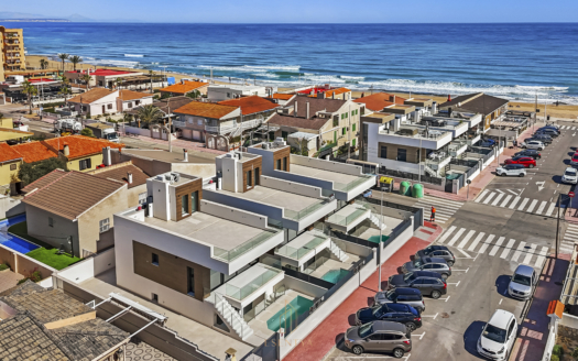 Villa à La Mata, Torrevieja – EE11217