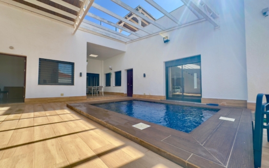 Villa in Pilar de la Horadada – EE11604